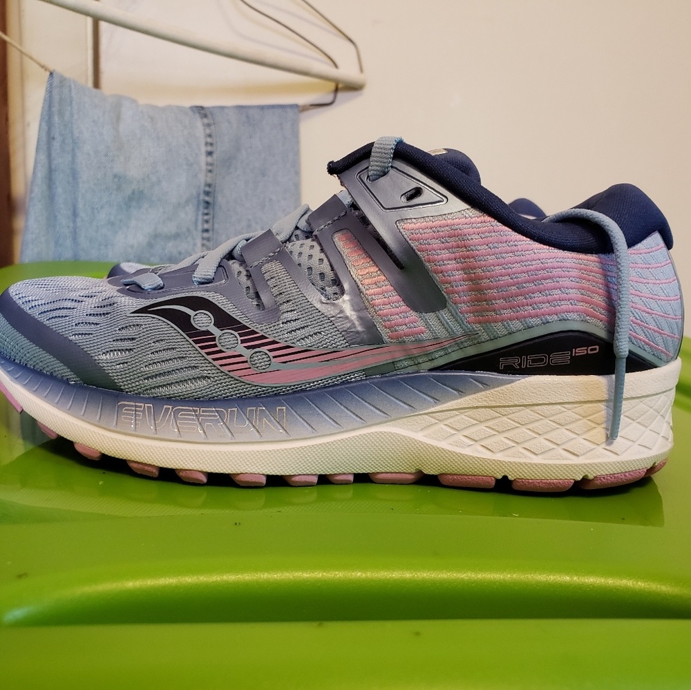 New without tags Saucony Ride ISO running shoes